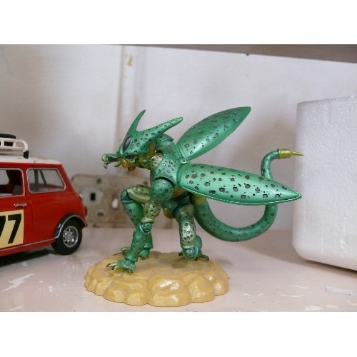 81 - DRAGONBALL Z CELL GREEN BUG FIGURE