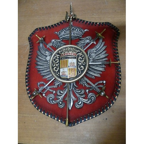 157 - COAT OF ARMS WALL HANGING - MALLORCA