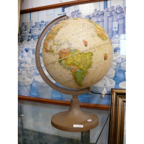 169 - WORLD GLOBE LAMP, WORKING