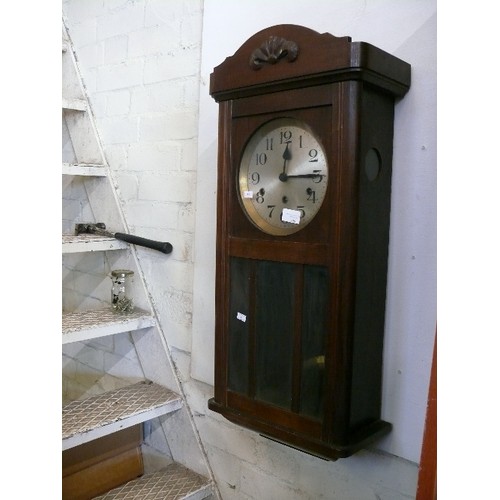 196 - 1930'S WALL CLOCK