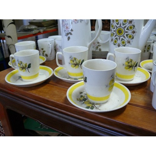 247 - A SET OF 6 VINTAGE PORCELAIN STAFFORDSHIRE COFFEE CUPS AND SAUCERS