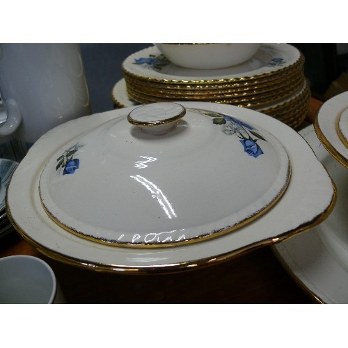 249 - A WEDGWOOD PART DINNER SERVICE 'HEDGE ROSE'