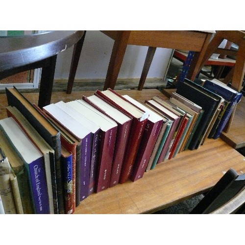 432 - A LARGE SELECTION OF HARDBACK AND PAPERBACK RELIGIOUS BOOKS