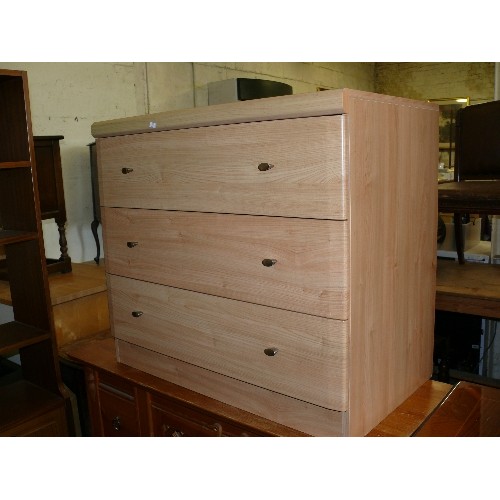 457 - A 3 DRAWER CHEST OF DRAWERS