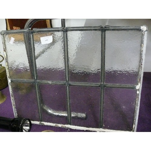 LEADED GLASS WINDOW PANE