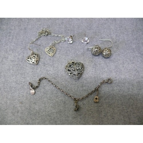 30 - A COLLECTION OF SILVER ITEMS NECKLACE AND PENDANT 2 PAIRS OF EARRINGS AND 1 ODD, SMALL SILVER CHARM ... 