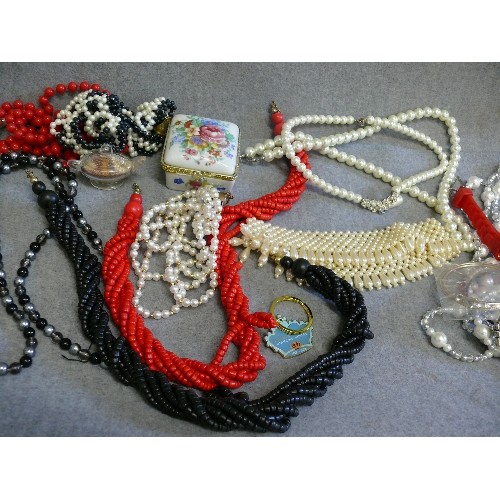 64A - A TUB OF PEARLS AND BEADS NECKLACES BRACLETS AND OTHER