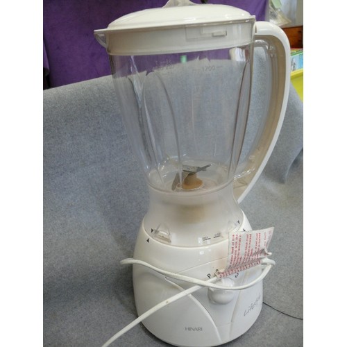 326 - AN HINARI LIFESTYLE MULTI PURPOSE BLENDER WITH ORIGINAL BOX