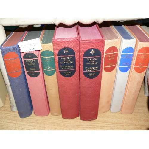 431 - A SET OF VINTAGE HARDBACK NOVELS