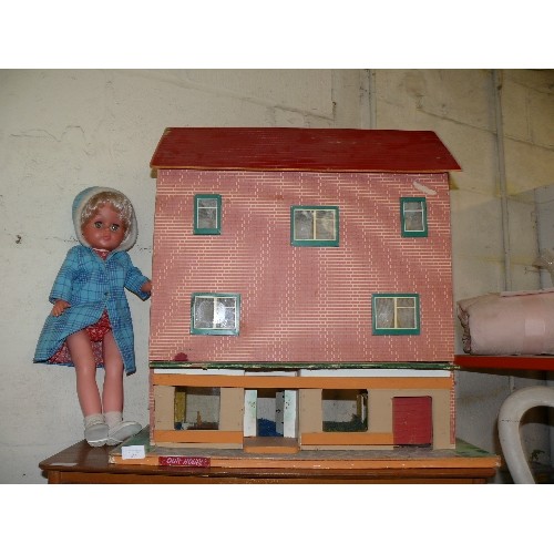 433 - A LARGE VINTAGE WOODEN DOLLS HOUSE AND LARGE DOLL