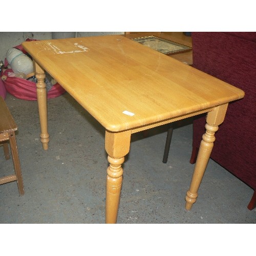 467 - A RECTANGULAR PINE KITCHEN TABLE