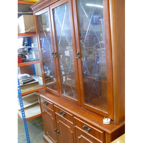 475 - A LARGE DISPLAY CABINET WITH 3 GLAZED DOORS TO TOP AND 3 DOORS AND DRAWERS BELOW