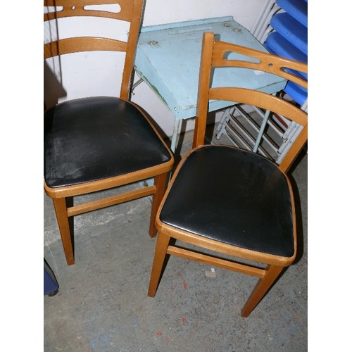 481 - A PAIR OF RETRO OAK DINING CHAIRS