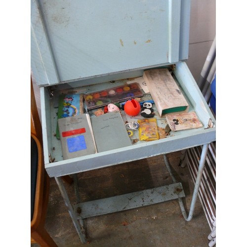 482 - A SMALL VINTAGE WOODEN SCHOOL DESK, PAINTED IN TURQUOISE