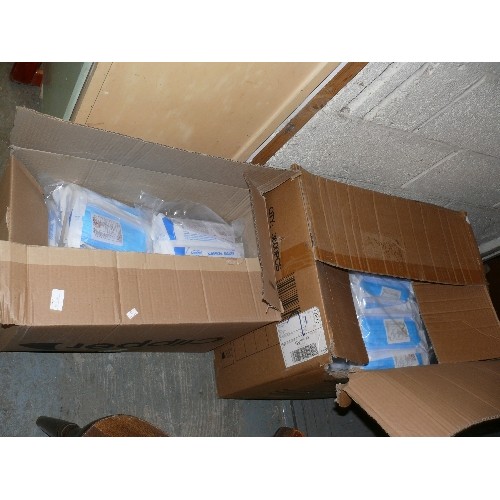 486 - 2 LARGE BOXES OF BRAND NEW FACE MASKS