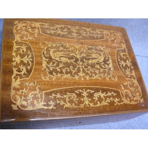 61 - A VINTAGE WOODEN INLAID MUSICAL CIGARETTE BOX WITH MYTHICAL DRAGONS