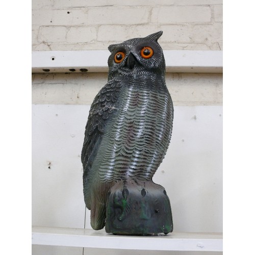 103 - A LARGE OWL GARDEN ORNAMENT