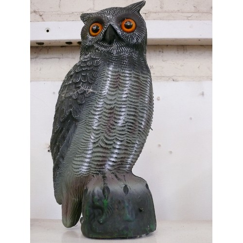 103 - A LARGE OWL GARDEN ORNAMENT