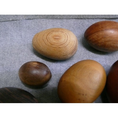 85 - A COLLECTION OF VERY NICE WOODEN EGGS