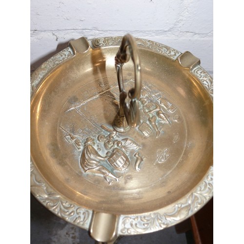 71 - AN ORNATE BRASS AND WOOD STANDARD ASHTRAY