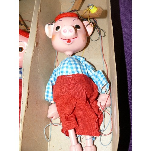 81 - VINTAGE PINKY AND PERKY PELHAM PUPPETS, PERKY HAS BOX