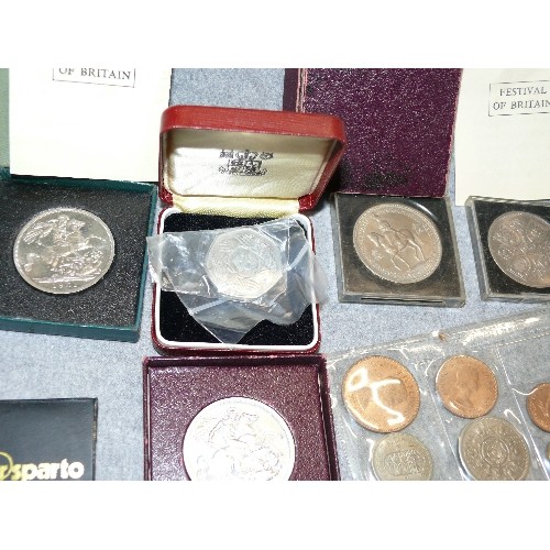 168 - A COLLECTION OF COINS, MOSTLY CROWNS WITH SOME OLD PENNIES ETC