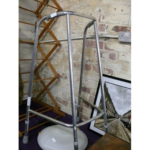 201 - AN ALUMINIUM ZIMMER FRAME