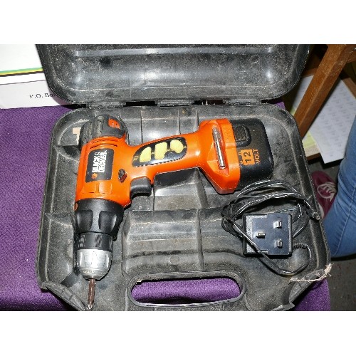 207 - A BLACK & DECKER 12 VOLT DRILL