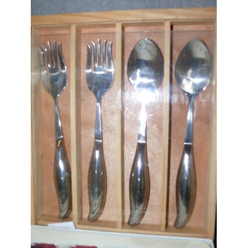 216 - BOXED SALAD SERVERS, PLACE MATS AND DECORATIVE COASTERS