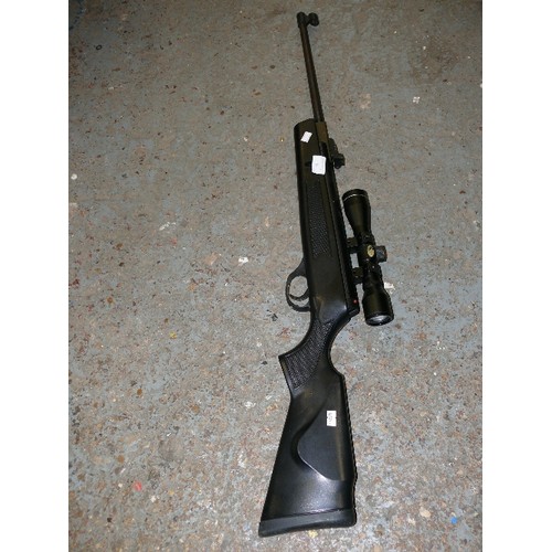 142 - A HATSAN EDGAR BROTHERS STRIKER JUNIOR AIR RIFLE