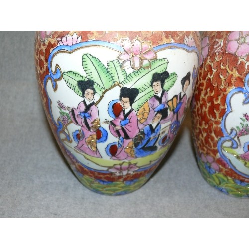 277 - A PAIR OF VINTAGE HANDPAINTED GOLD GUILDED ORIENTAL GEISHA VASES