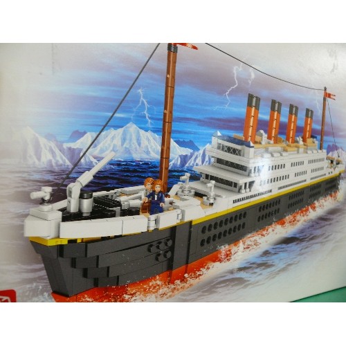 336 - NEW AND COMPLETE TITANIC MODEL KIT