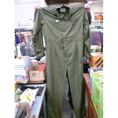 358 - MENS OLIVE RAF COVERALLS 190/116