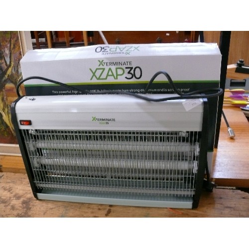 375 - AN EXTERMINATE XZAP30 INSECT ZAPPER, BOXED