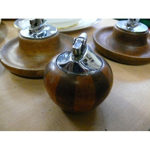 242 - A SELECTION OF 6 WOODEN TABLE LIGHTERS