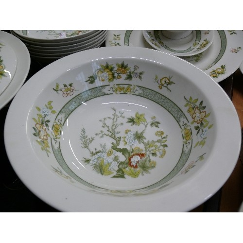 313 - A LARGE ROYAL DOULTON PART DINNER SERVICE 'TONKIN' TO INCLUDE PLATES, TUREENS, GRAVY BOAT, PLATTER E... 