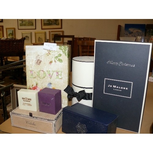 371 - A SELECTION OF GIFT AND JEWELLERY BOXES