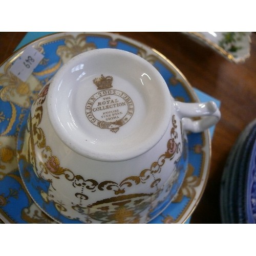 378 - A SELECTION OF CHINA TO INCLUDE BLUE & WHITE WEDGWOOD PLATES