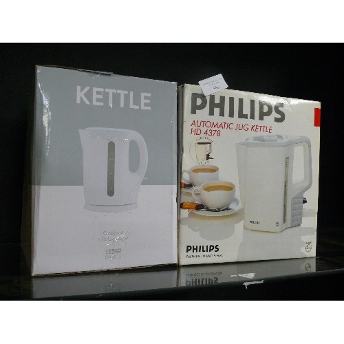 386 - 2 BOXED KETTLES