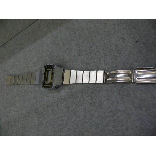 36 - A VINTAGE BELTIME LSD QUARTZ WATCH IN VERY GOOD CONDITION