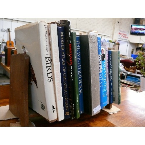 420 - OAK FREE STANDING BOOKSHELF WITH BOOKS OF INTEREST