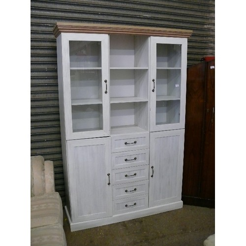 492 - CONTEMPORARY WHITE DISPLAY CABINET, 2 CUPBOARDS AND 5 DRAWERS TO THE BOTTOM, ABOVE CENTRAL OPEN DISP... 