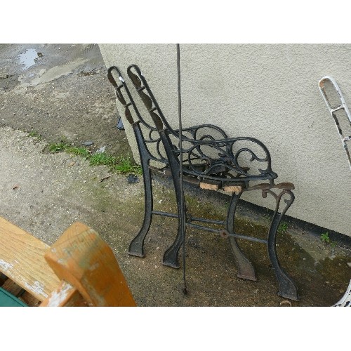 506 - PAIR OF CAST IRON BENCH ENDS (BLACK)