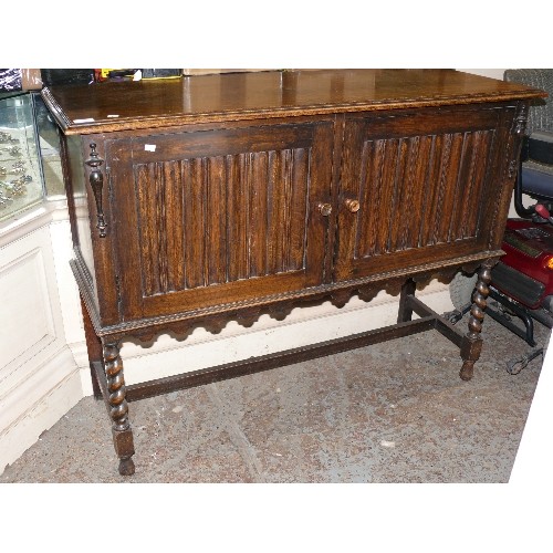 487A - OAK OLD CHARM SIDEBOARD ON BARLEY TWIST LEGS