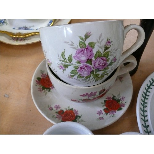 244 - A SELECTION OF PORTMEIRION BOTANICAL GARDEN CHINA