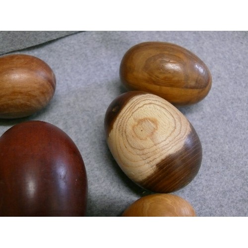 85 - A COLLECTION OF VERY NICE WOODEN EGGS