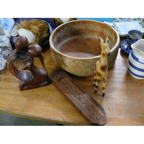 374 - CARVED WOODEN TREEN ITEMS