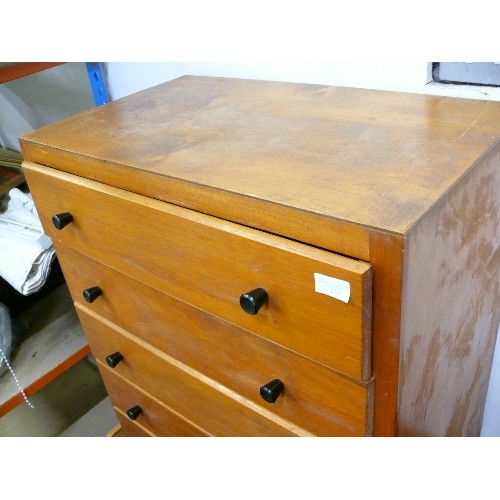 475 - CHEST OF 5 DRAWERS WITH PLASTIC HANDLES