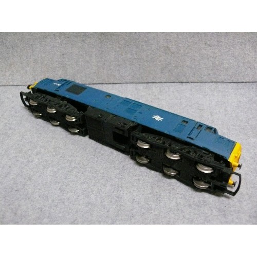 84 - HORNBY 'OO' TRAIN ENGINE MODEL 37130 WITH BOX