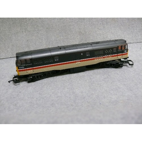 86 - HORNBY 'OO' TRAIN ENGINE MODEL 31423 WITH BOX